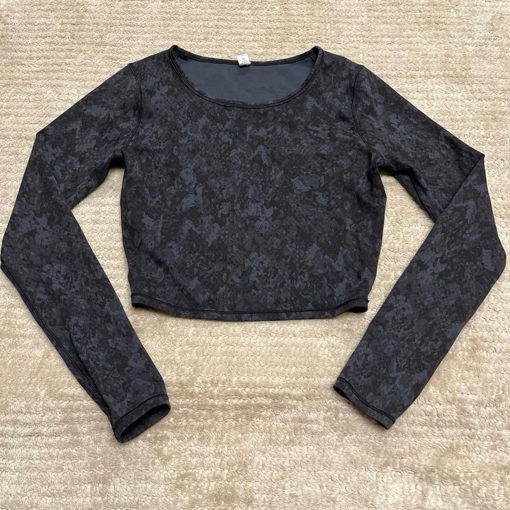 Lululemon Wunder Train Long Sleeve Womens size 6
